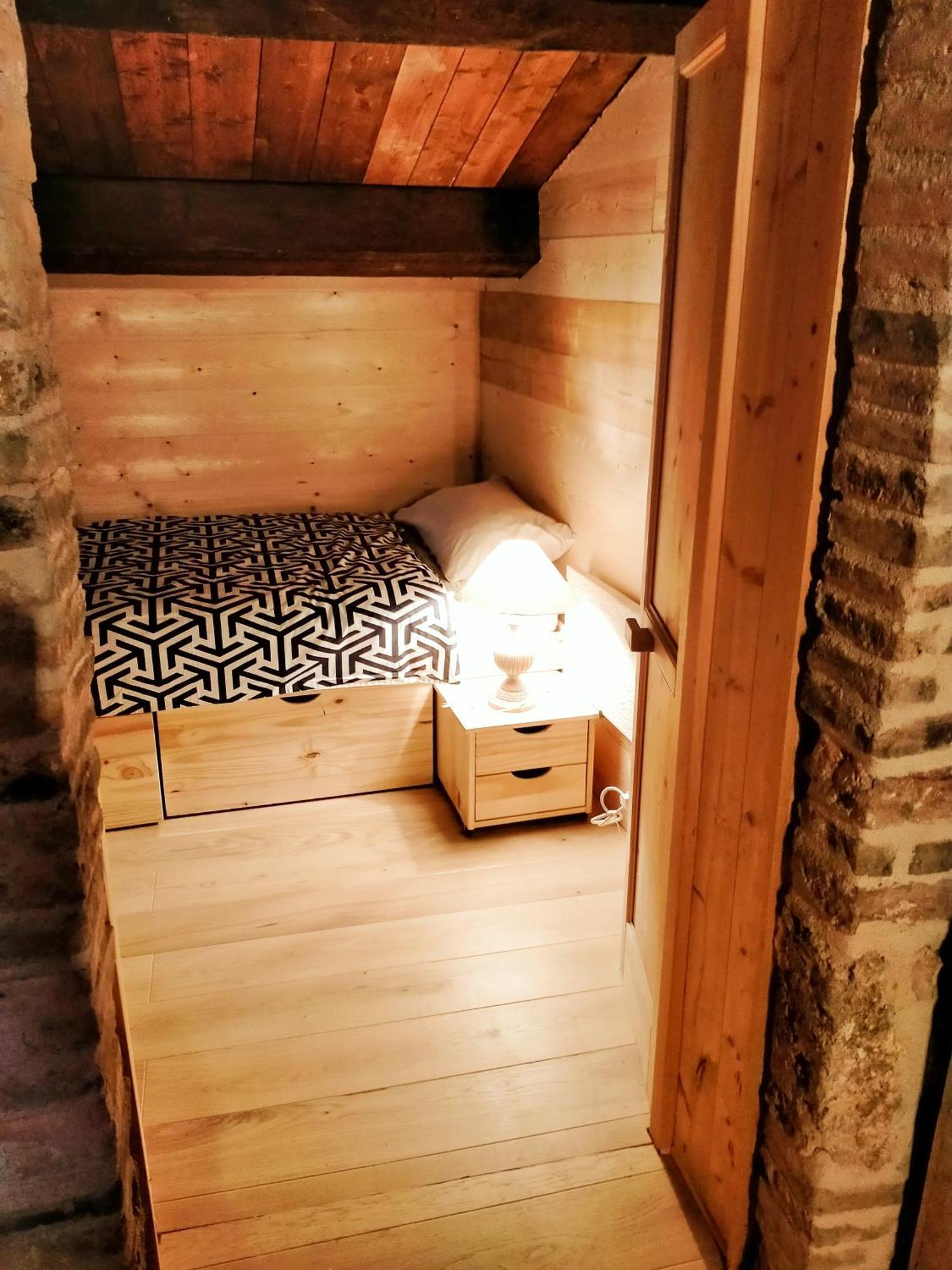 Maison En Pierre Fiastra Habitación foto